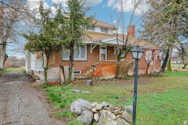 933 W Gentile St, Layton, UT 84041 - #1