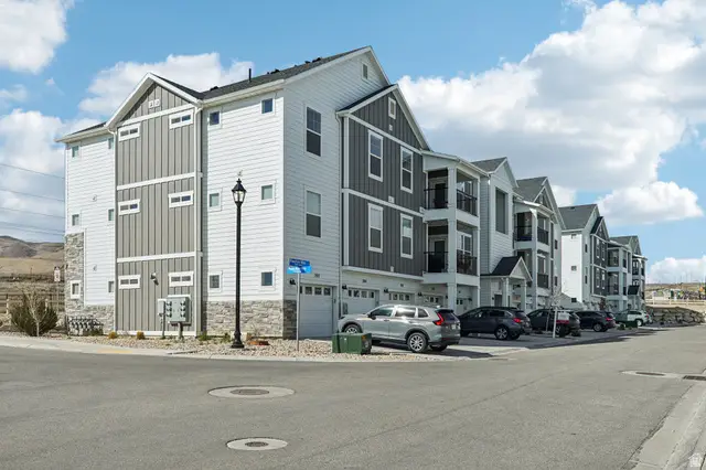 1787 N Festive Way #B304, Saratoga Springs, UT 84045 - #3