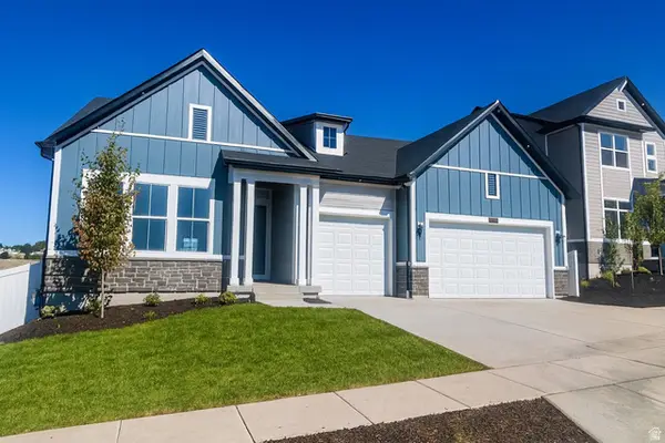 1305 E Larkspur Way, Layton, UT 84040