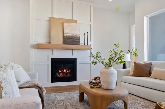 1305 E Larkspur Way, Layton, UT 84040 - #2