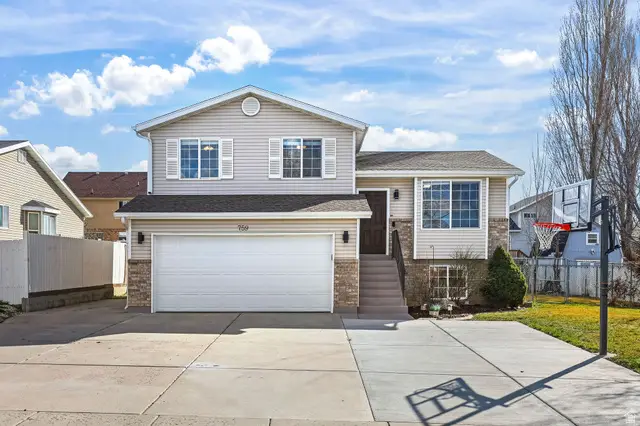 759 W 1580 N, Clinton, UT 84015 - #1