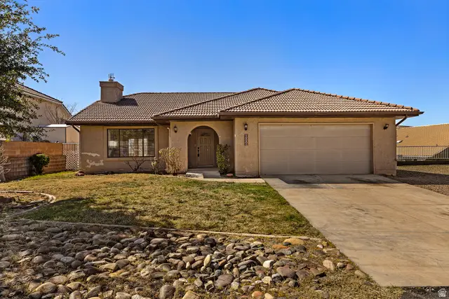 2882 S Ebony Cir, Bloomington, UT 84790 - #3