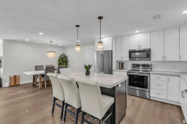 560 E South Temple St S #302, Salt Lake City, UT 84102 - #3