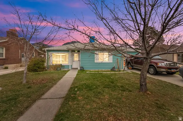 846 N 700 W, Provo, UT 84604 - #1