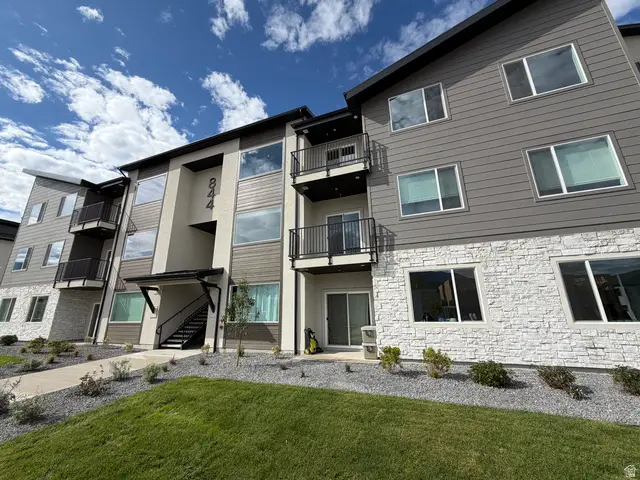 837 S 200 E #5-202, Spanish Fork, UT 84660 - #1