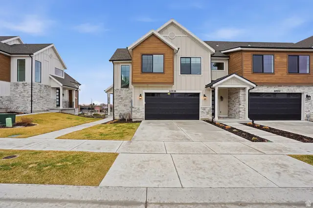 10538 S Bay Meadow Dr, Sandy, UT 84092 - #3