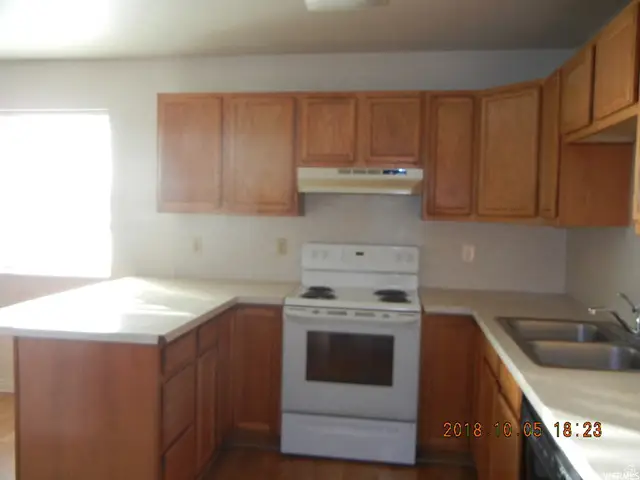 368 S 1000 W, Payson, UT 84651 - #1