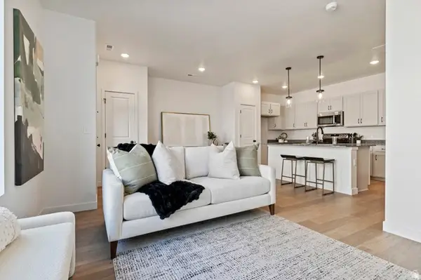 2893 S Gabelich Ln W #17, West Valley City, UT 84128