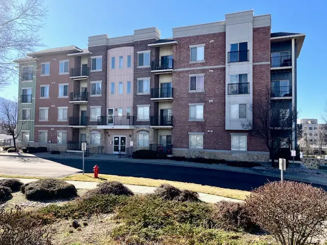 194 W Albion Village Way #303, Sandy, UT 84070 - #1