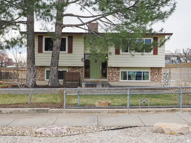 3673 W Decatur Cir S, West Jordan, UT 84084 - #1