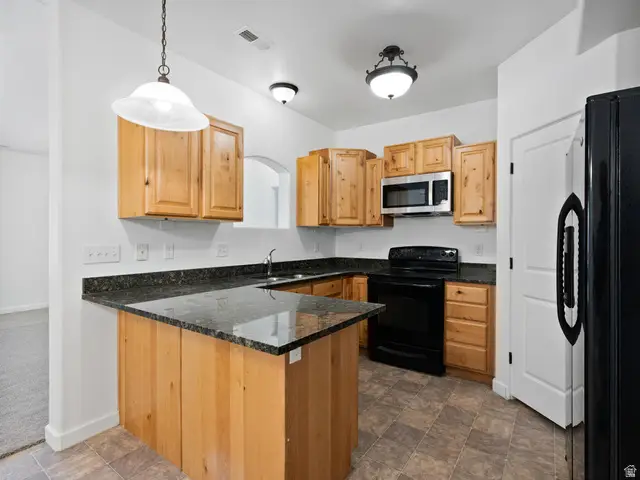 8215 N Clear Rock Rd #I-6, Eagle Mountain, UT 84005 - #3