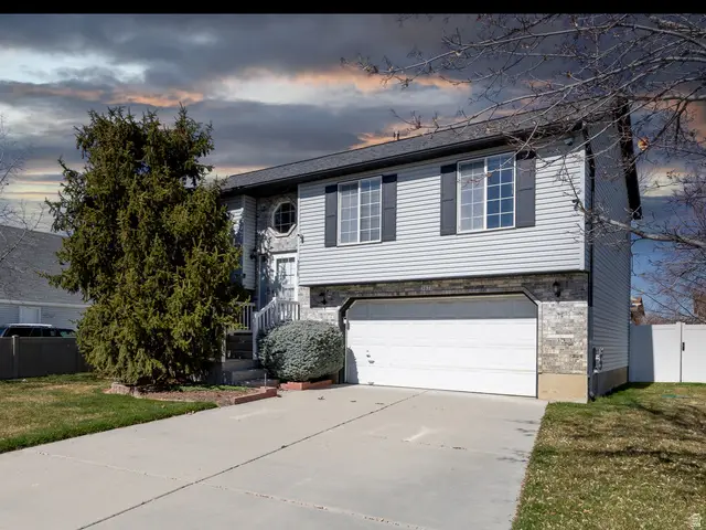 3878 W 4700 S, Roy, UT 84067 - #1