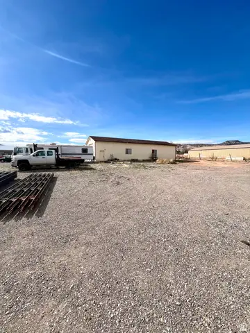 375 N 800 E, Richfield, UT 84701 - #1