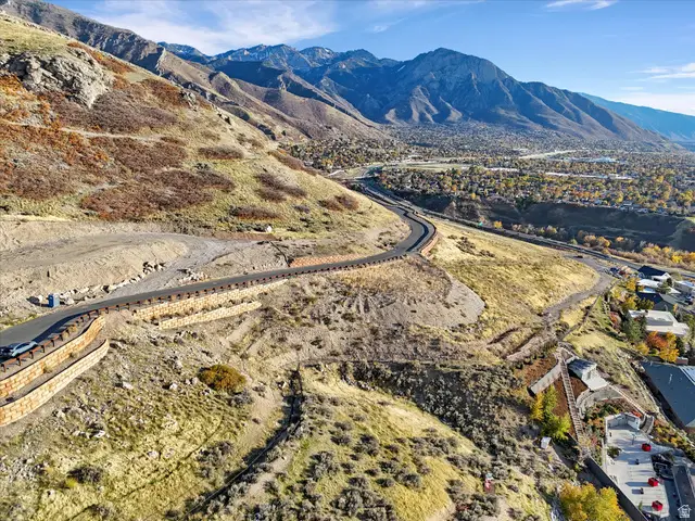 2438 S Cannon Point Dr #9, Salt Lake City, UT 84109 - #1
