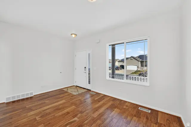 2293 W August Farms Cir, West Valley City, UT 84119 - #3