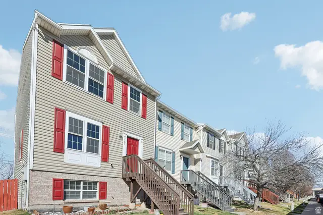 5704 W Braemar Ct S, West Valley City, UT 84128 - #2