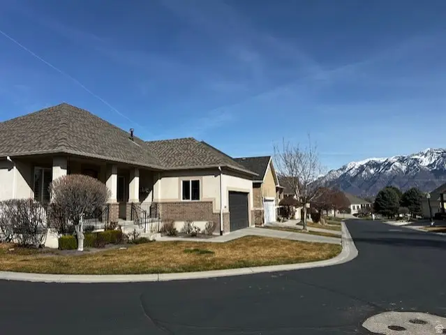 1542 W Myrtlewood Ln S, South Jordan, UT 84095 - #1