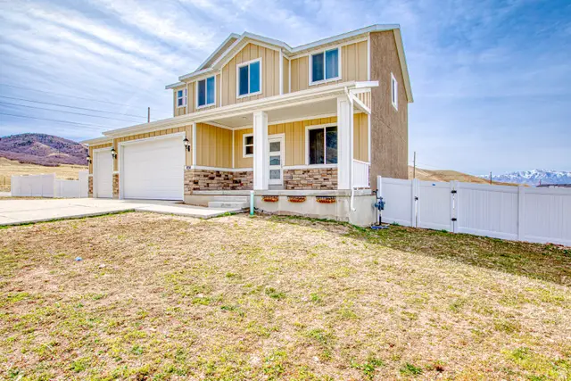 454 S Corner View Dr E, Tooele, UT 84074 - #3