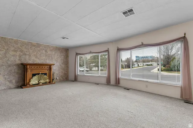 77 W Evening Star Way, Sandy, UT 84070 - #3