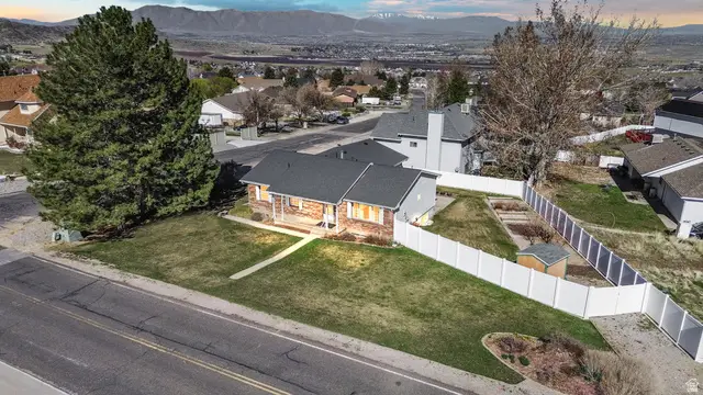 331 E Park Dr, Elk Ridge, UT 84651 - #3