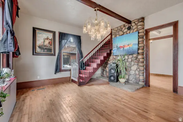 585 S 400 E, Springville, UT 84663 - #2