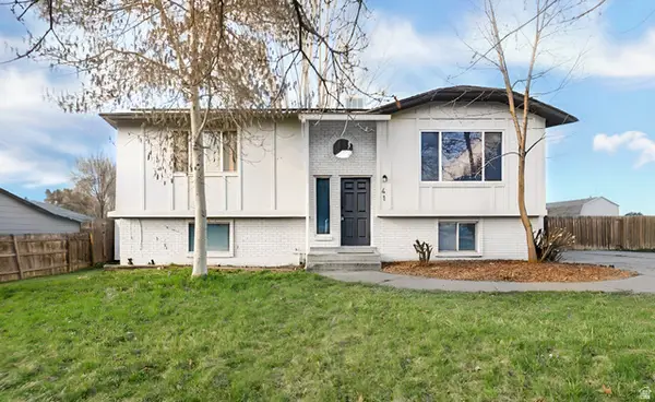 41 W Spruce Ln N, Smithfield, UT 84335