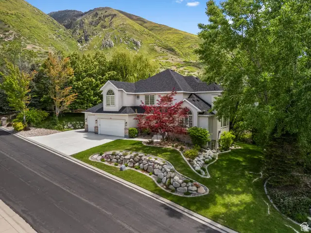 2016 E Graystone Ln S, Draper, UT 84020 - #2
