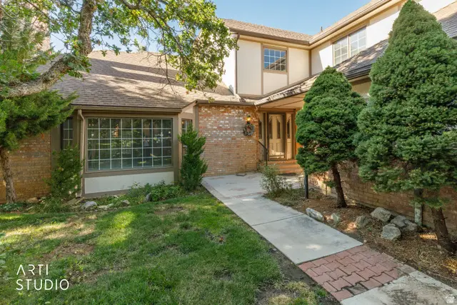 4741 S Banbury, South Ogden, UT 84403 - #3