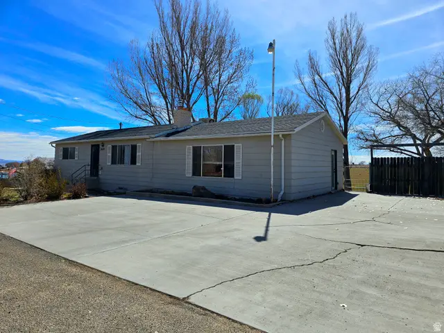2020 E 3500 S, Vernal, UT 84078 - #1