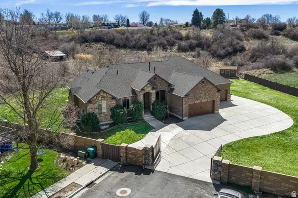1350 Kays Creek Dr, Layton, UT 84040