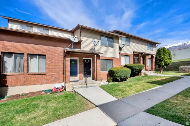 1113 Country Hills Dr #B2, Ogden, UT 84403 - #2