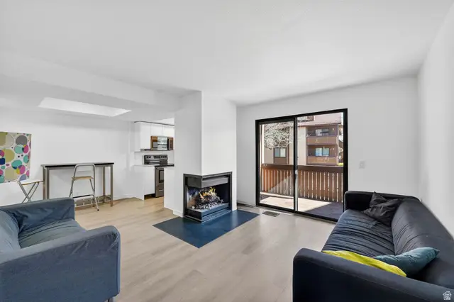 6887 S Countrywood Cir #9F, Cottonwood Heights, UT 84047 - #1