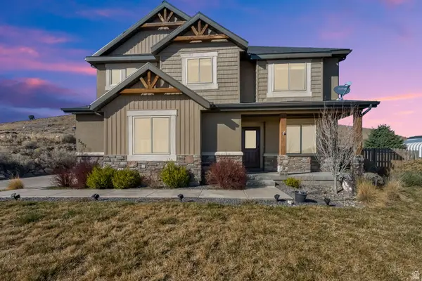 2551 E Patriot Dr, Eagle Mountain, UT 84005
