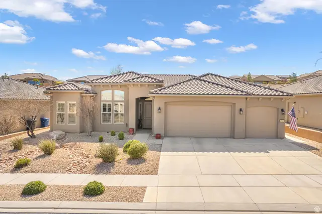 1525 W Garnet Ridge Dr, Saint George, UT 84790 - #2