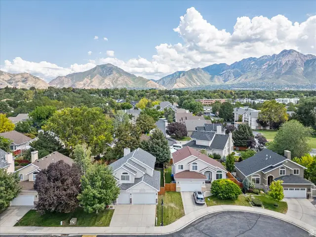 3701 S Europa Dr, Millcreek, UT 84106 - #3