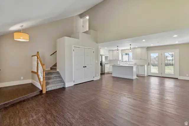 307 S 400 E, Hyde Park, UT 84318 - #3