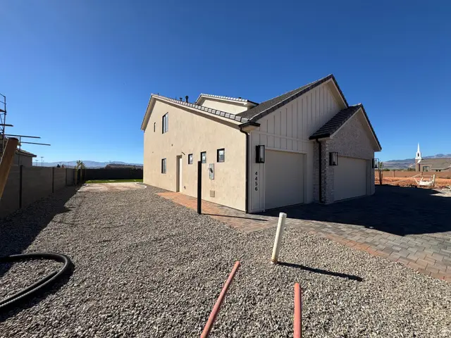 4456 S Climber Wharf Ln, Washington, UT 84780 - #2