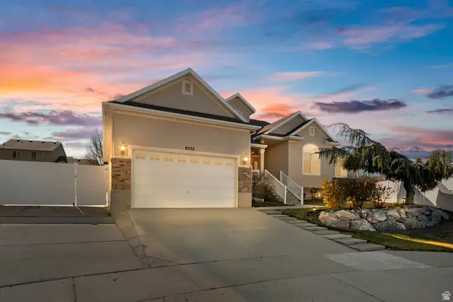 8332 S Saddle Oaks Ct, West Jordan, UT 84081 - #2