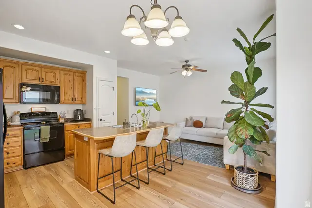 276 S 810 W, Pleasant Grove, UT 84062 - #1