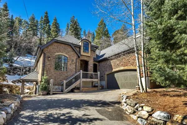 9049 N Timphaven Rd, Sundance, UT 84604