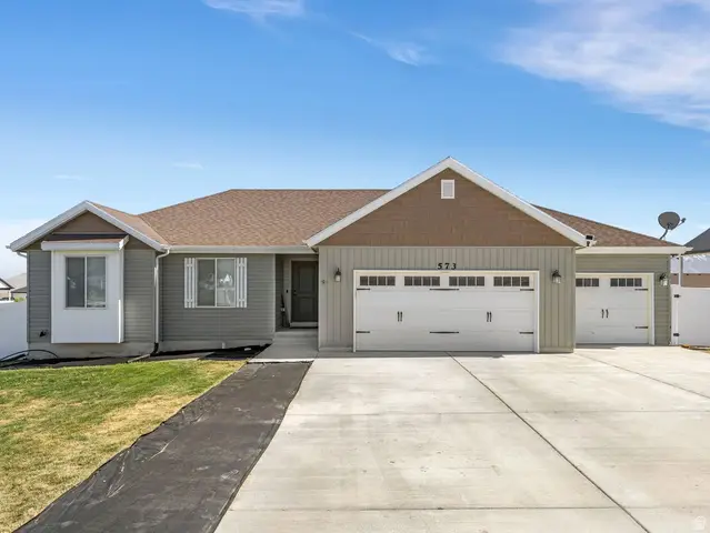 573 S Maxwell Dr W, Grantsville, UT 84029 - #1