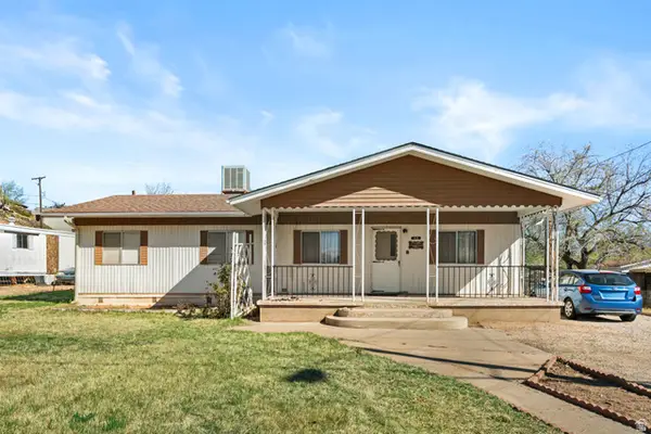 49 E 600 N, Hurricane, UT 84737