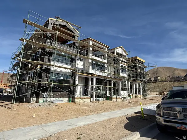 2998 W Windscape Dr #6, Lehi, UT 84048