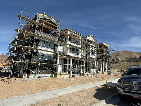 2980 W Windscape Dr, Lehi, UT 84048