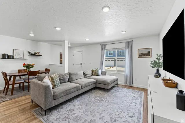 402 N Bouy Ln, Saratoga Springs, UT 84045 - #3