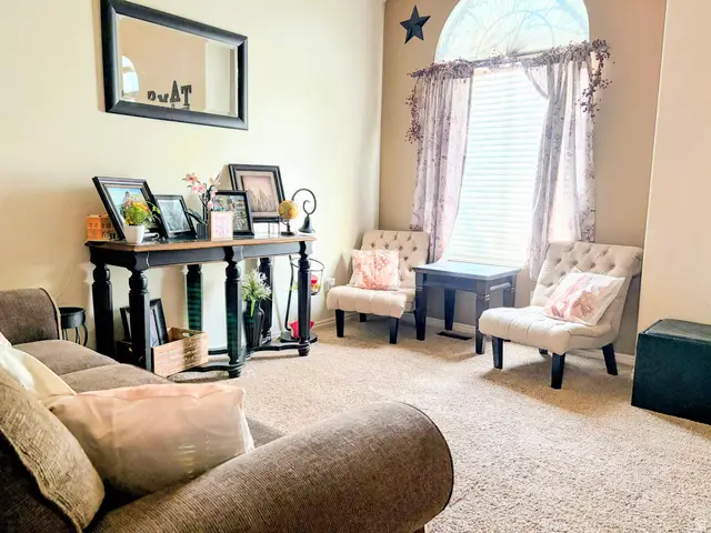 4082 W 4875 S, Roy, UT 84067 - #2