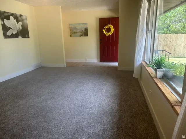 2084 Robins Ave, Ogden, UT 84401 - #3