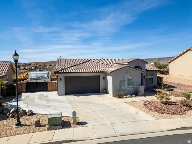 701 N Millcreek Springs Dr, Washington, UT 84780 - #3