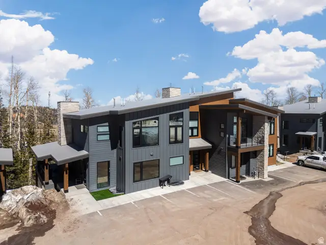 160 W Ridge View St #7B, Brian Head, UT 84719 - #2