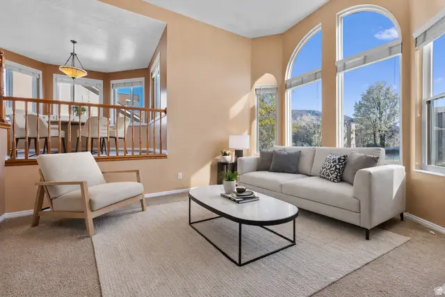 1447 E Edgecliff Dr, Sandy, UT 84092 - #3